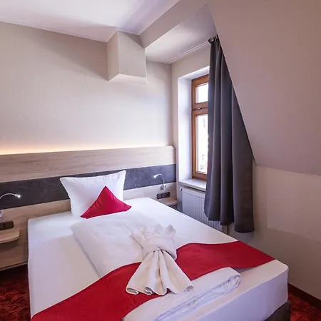 Lengenfelder Hof فندق 3*