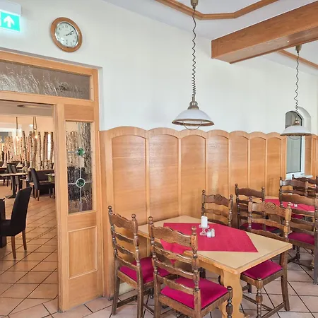 Hotell Lengenfelder Hof Lengenfeld (Saxony)