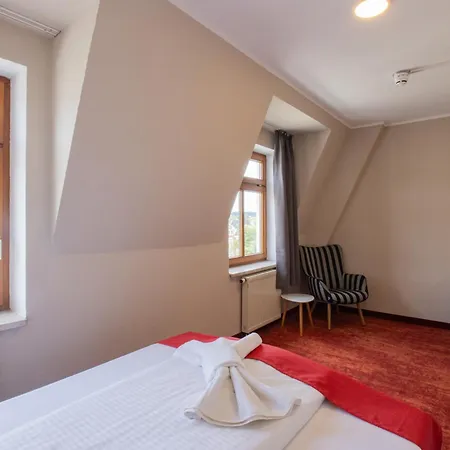 Hotell Lengenfelder Hof 3*