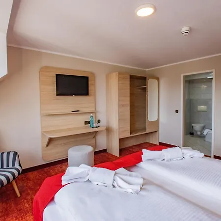 Lengenfelder Hof Hotell 3*