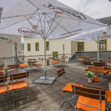 Hotell Lengenfelder Hof 3*