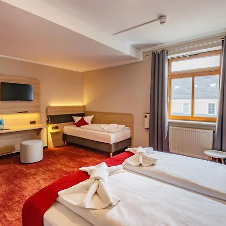 Lengenfelder Hof 3*