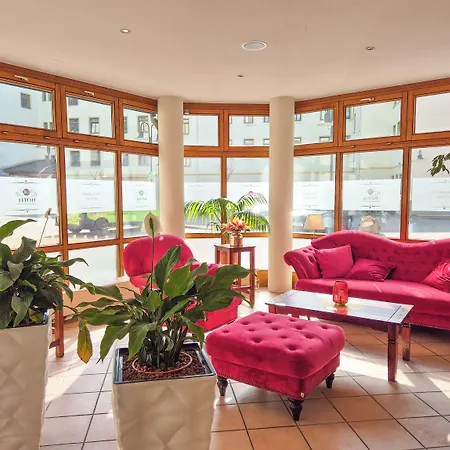 Hotel Lengenfelder Hof 3*