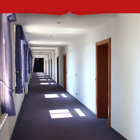 Lengenfelder Hof 3*